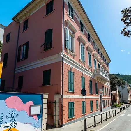 Apartmán Bright Sea View Home, Steps From The *